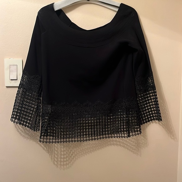Elie Tahari black top with lace trim size medium - Picture 1 of 3